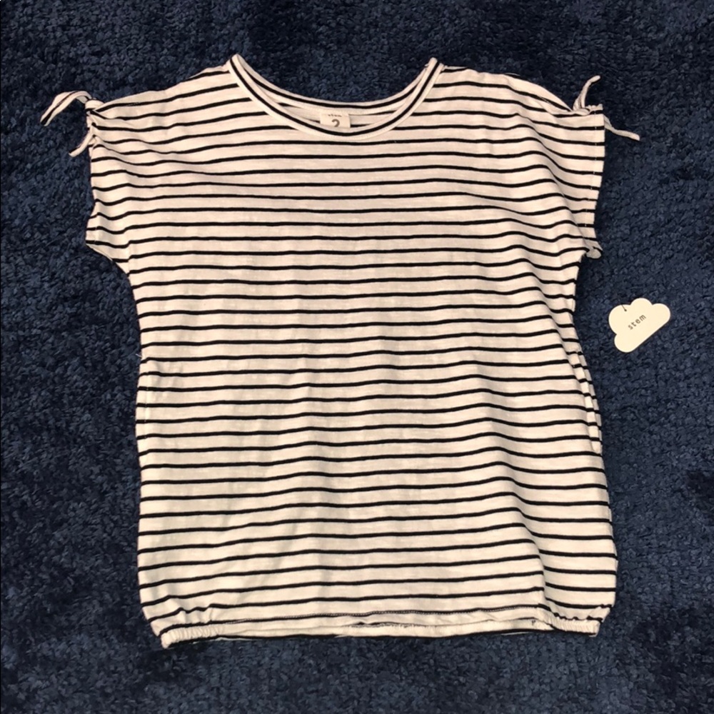 NEW Stem Brand Girls Open Should design top